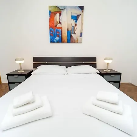 Keys Of Italy - Rembrandt 9 Cozy Apartment *